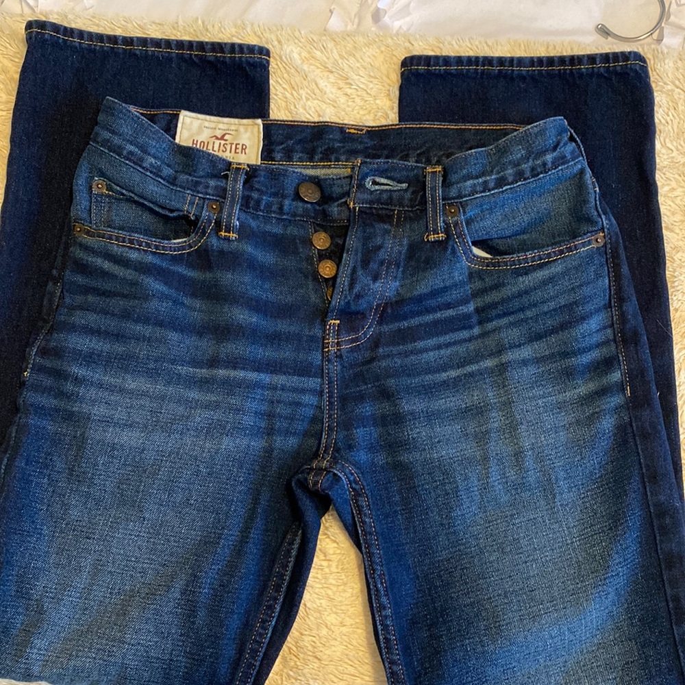 Hollister boot cut jeans size 29.